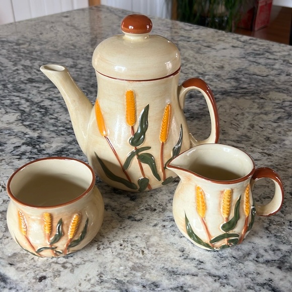 Vintage Stoneware LP Laurentian Pottery Canada Teapot Sugar and Creamer Set - Picture 6 of 16